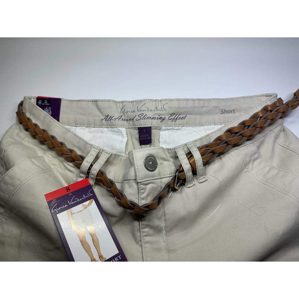 Gloria Vanderbilt tan short